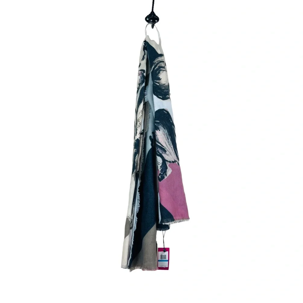 VINCE CAMUTO Floral Fringe Large Scarf Wrap NWT $38